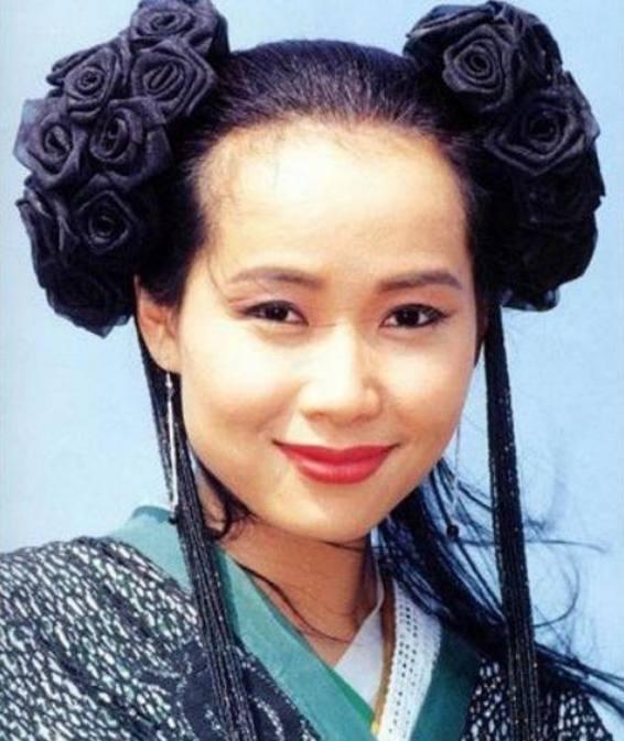 正文            93版叶童:这个被许多网友心中的最丑赵敏,却曾经被