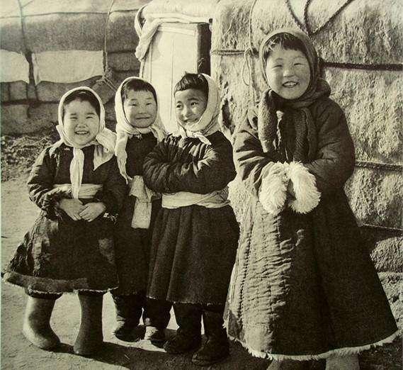 老照片：外国人拍摄的50年代中国！|历史|年代|女人_新浪新闻
