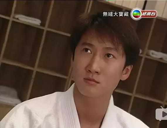 洪金宝大儿媳是港姐大儿子被爆带夜店年轻辣妹开房