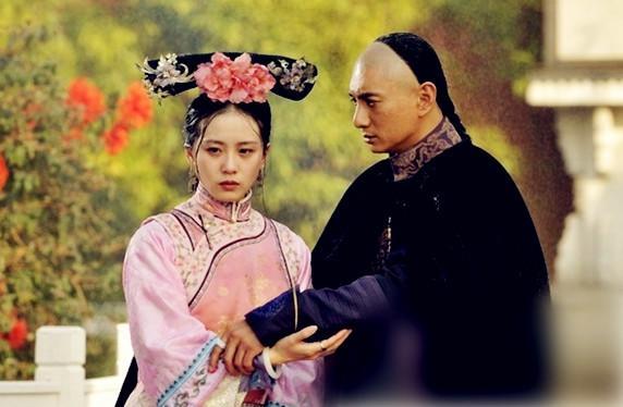 的十四阿哥胤禵一共有五位妻妾,分别是嫡福晋完颜氏,侧福晋舒舒觉罗氏