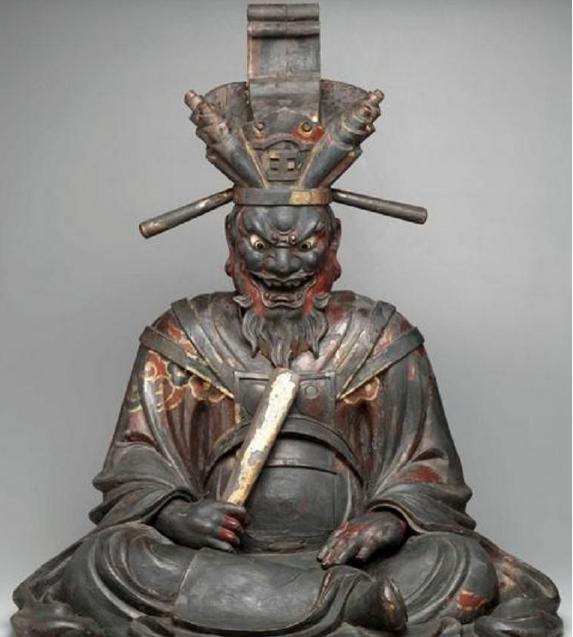 小伙身在阳间干着阴间的差事,得知要抓养父,他断了双腿