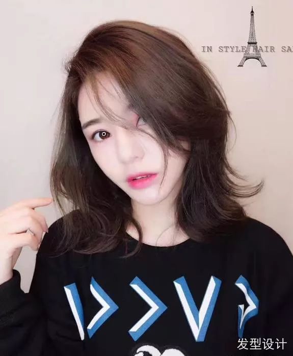 蛋糕卷蛋卷烫发引领时尚