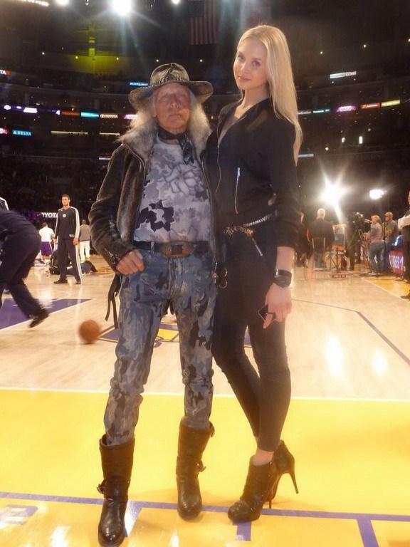 婚后3年仍未能怀孕,妻子却说:我不介意