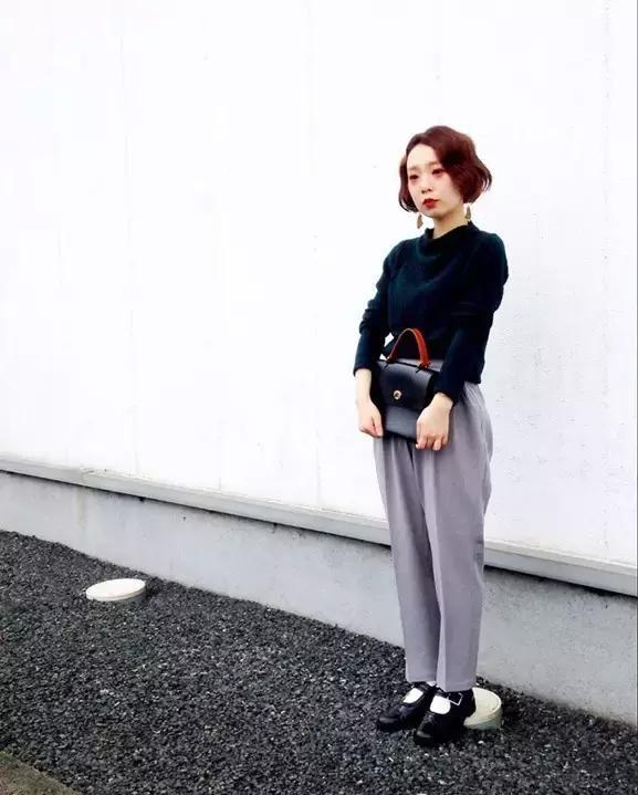 在wear里捕捉了一只148cm的可爱妹子|妹子|毛衣|穿搭_新浪新闻