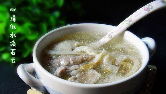 鲜美可口的家常靓汤老少宜的美味佳肴平菇三鲜汤!