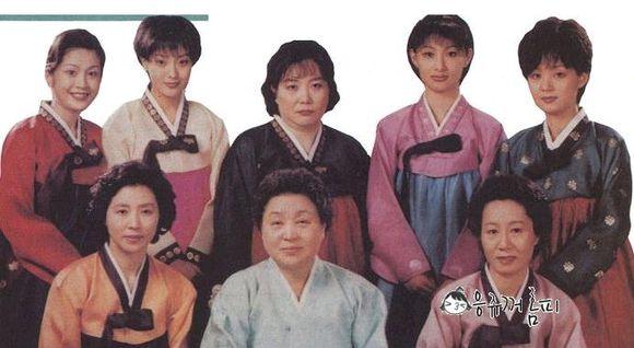 《澡堂老板家的男人们》23年了:二儿子去世,她