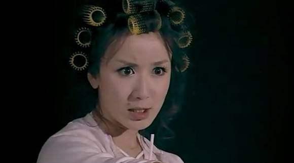 明星包租婆造型惊艳网友,王宝强最妖娆,李若彤的包租婆最无语