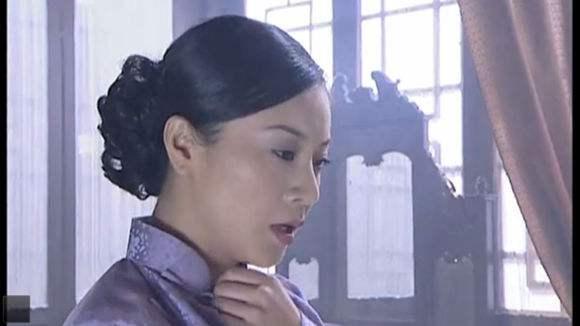 小兵张嘎乐乐的母亲全剧最美却被龟田玷污今46岁风情依旧