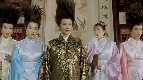 周星驰电影《唐伯虎点秋香》里,演技最有争议的是她?