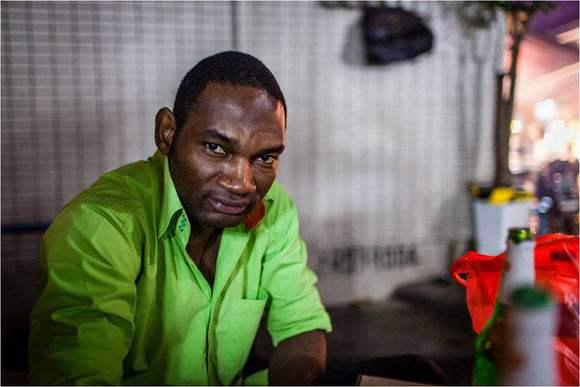 亚洲最大黑人区在中国聚集了超20万黑人来到这就像来到了非洲