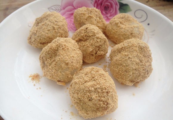 黄豆糯米团,一种朴素的甜蜜|黄豆|豆粉|糯米团_新浪新闻