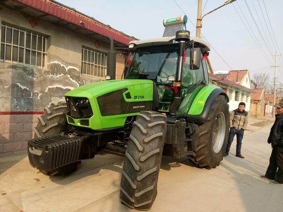 农民朋友掏家底上手一台2104拖拉机村里人却都说他是土豪