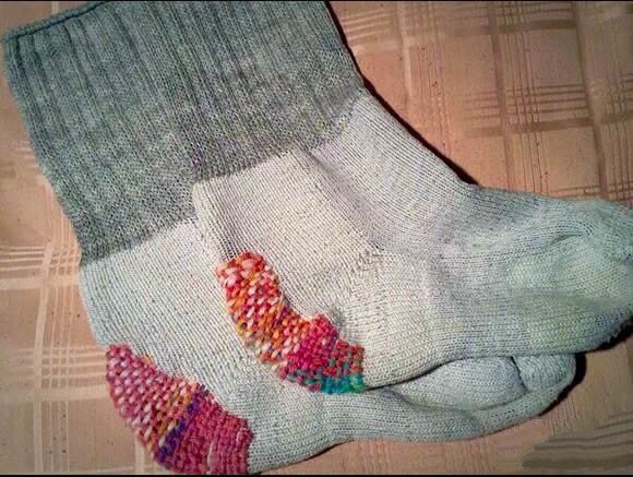 日本朋友告诉你旧袜子的补法!