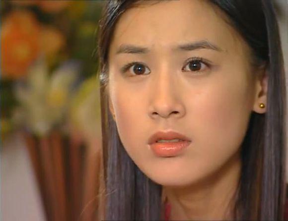 当年周星驰下血本力捧她, 她却死命要离开, 现如今混成这样