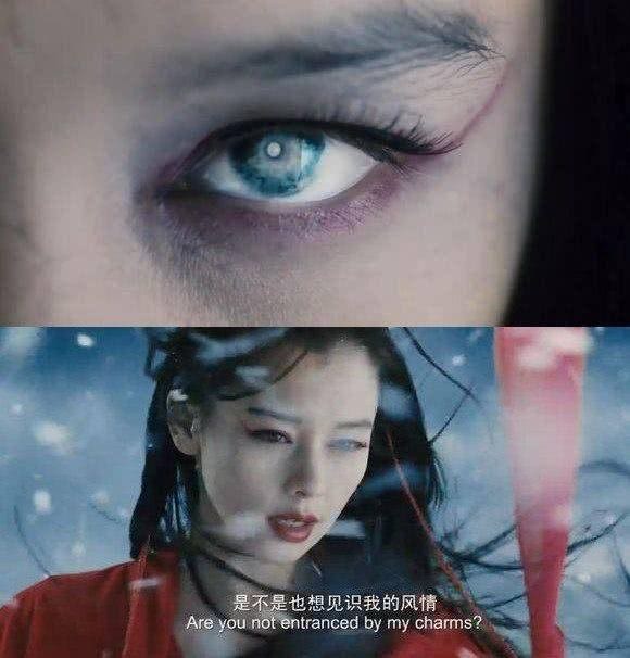 徐若瑄在《白蛇传说》说饰演的雪女一角,堪称惊艳,白雪配红装.