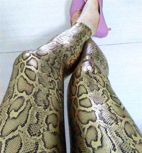 这些奇葩的衣服你们有买过吗看起来太辣眼睛了