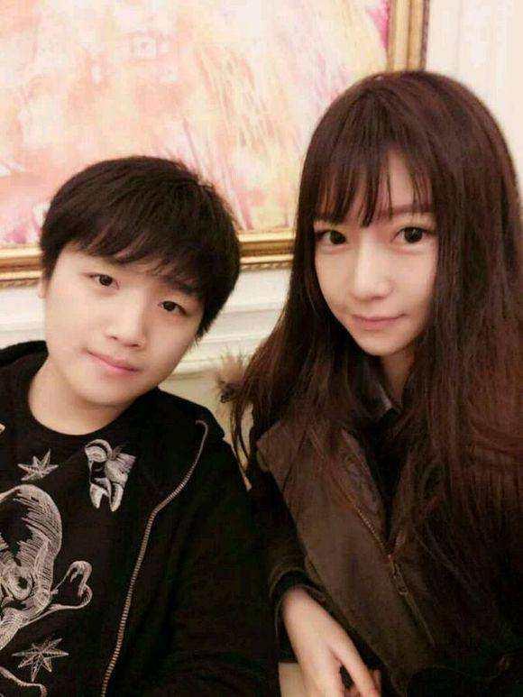 lpl职业选手女朋友都长什么样, 看到meiko我笑了