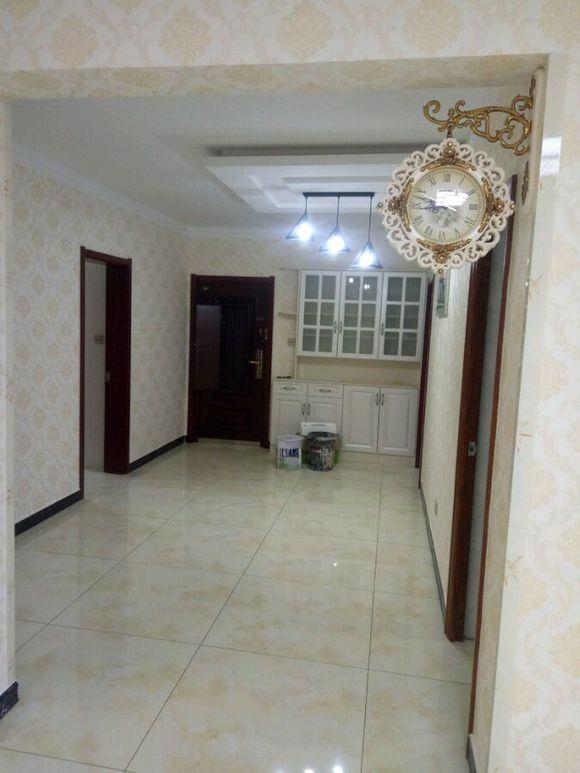 6万小三房简装修105平家居没钱就穷装朋友吐槽橱柜难看