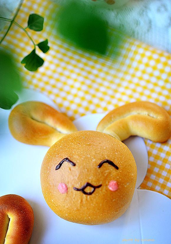 给宝贝做个萌哒哒的面包吧 造型可爱还超级好吃--萌兔面包