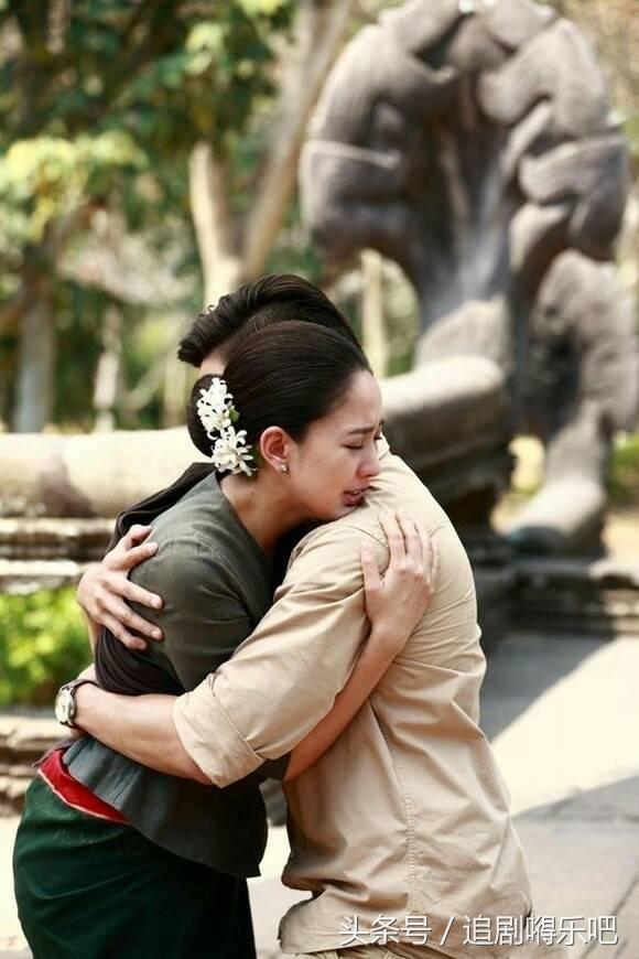 泰剧《三面娜迦》今年收视爆表!道妹古装美美哒!