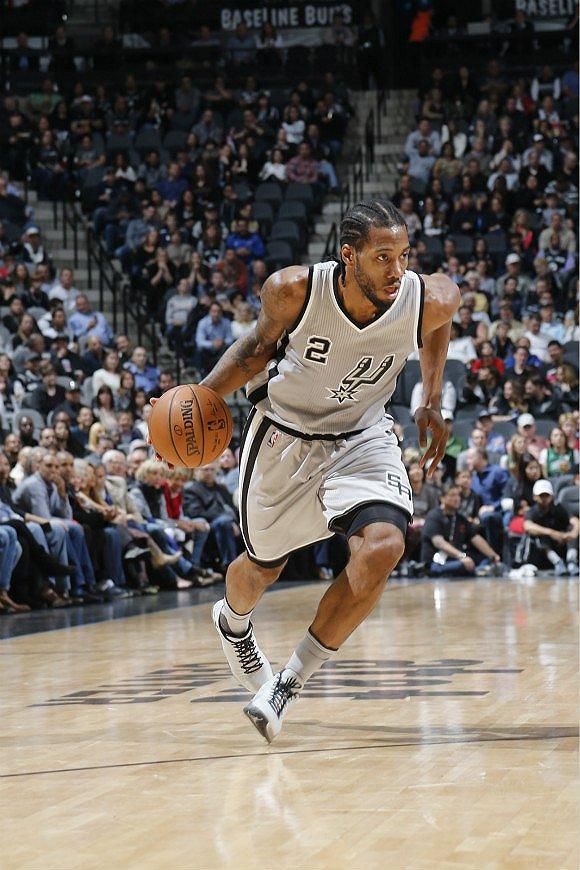 伦纳德在马刺是不是在浪费自己的巅峰期