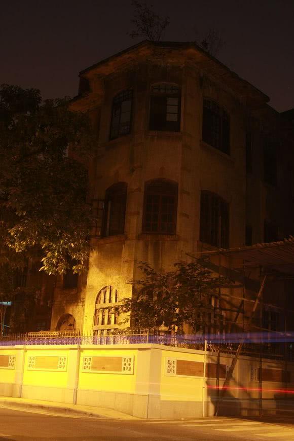 广州十大凶宅, 各个凶残无比, 排名第一的荔X广