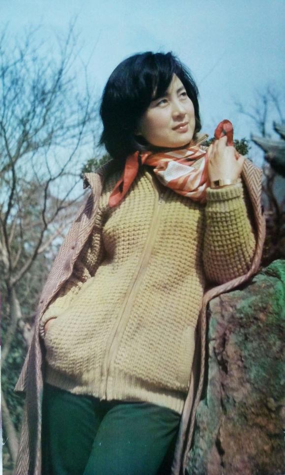 娱乐圈内地明星罕见老照片,看看你认识几个?