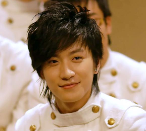 六位突然去世的明星,网友希望前五位复活,唯独她被骂死不足惜!