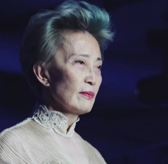 70岁金牌模女教母力挺蓝洁瑛,要与曾志伟"不死不休