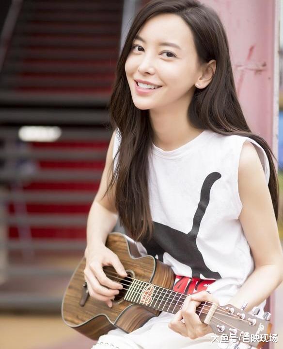 《前任3》捧火她, 《红海行动》捧火了她, 面对票房赵丽颖哭了(同步自