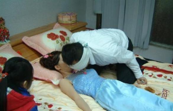 闹洞房闹到胎儿没了这到底是喜是悲这样的闹法还是第一次见