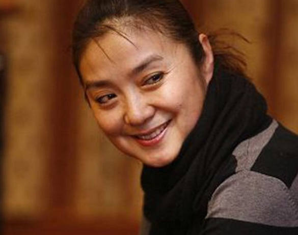 任艳主持人毅然退出舞台,现已无意复出称不会再来抢舞台!