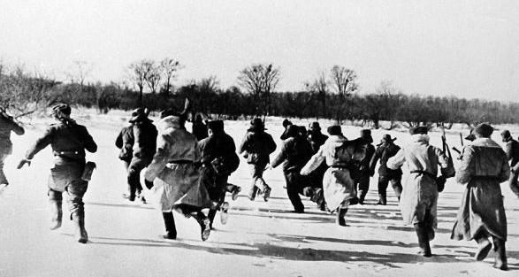 中苏珍宝岛之战 苏联方面拍摄的我解放军