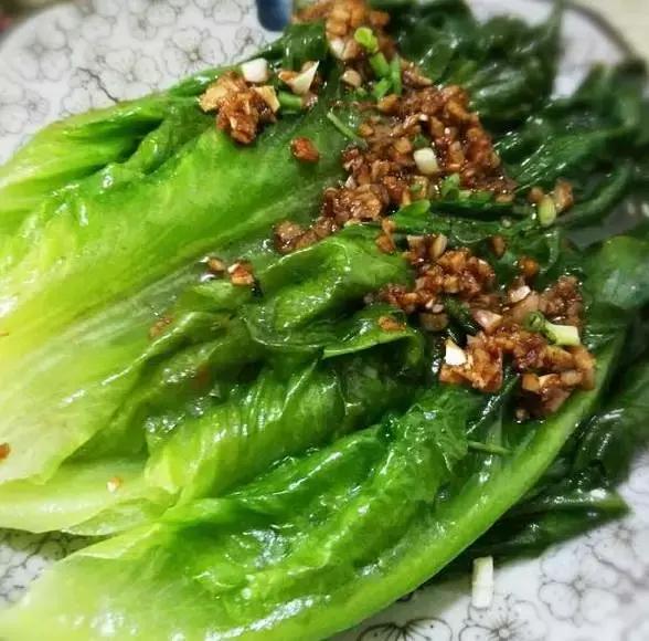 油淋生菜一道百吃不腻的快手美食菜