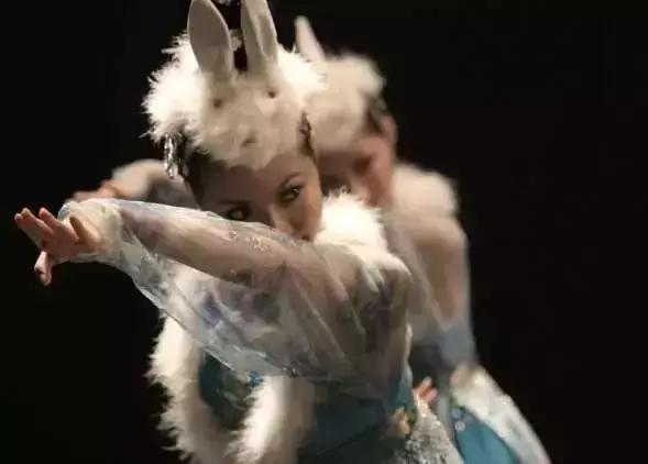中国古典舞汉唐舞, 学过的人才能领略它的美!|踏歌|中国古代|相和歌_新浪新闻