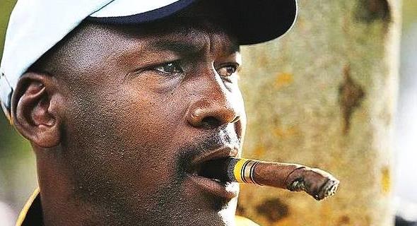 美国人为什么能抽到古巴雪茄