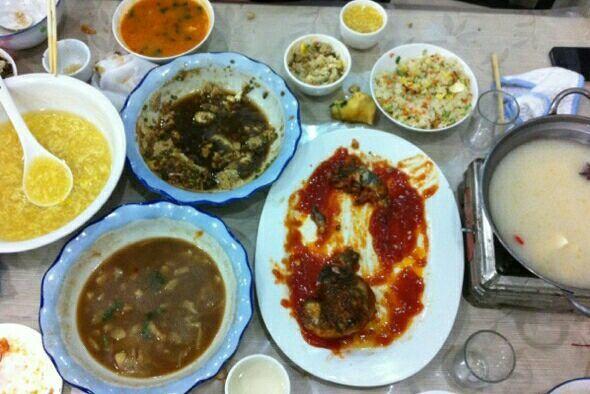 儿媳天天给婆婆吃冷菜冷饭,听到6岁儿子说的话,儿媳一身冷汗