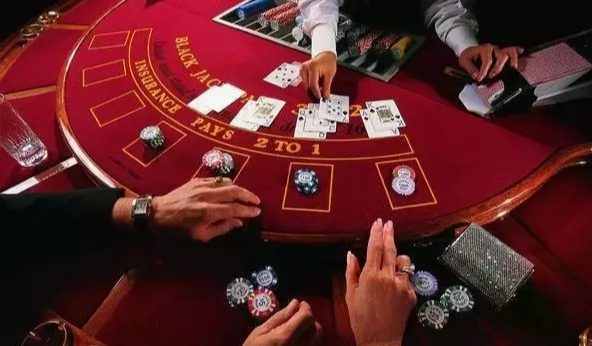 一名澳门荷官, 为你解密赌场作弊内幕!