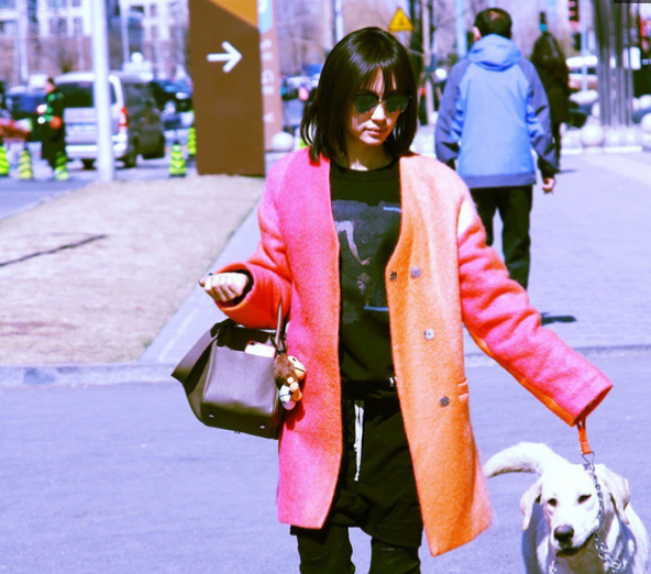 王子文:纹身好看哟,气质型美人!