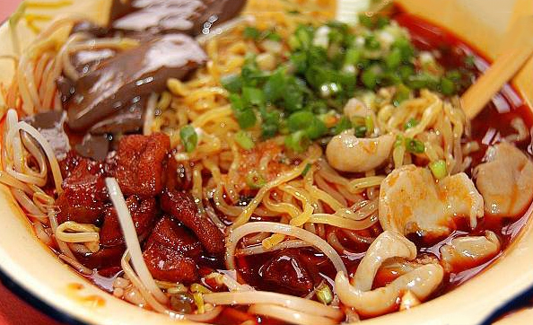 贵州美食扛把子,肠旺面,大肠香,血旺嫩等等,价格特亲民!