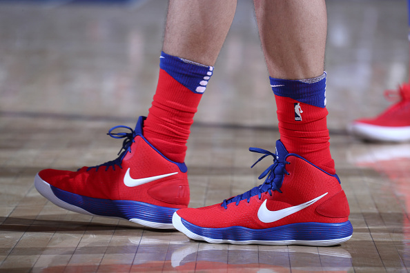 组图:2017-18赛季nba圣诞大战球鞋精选