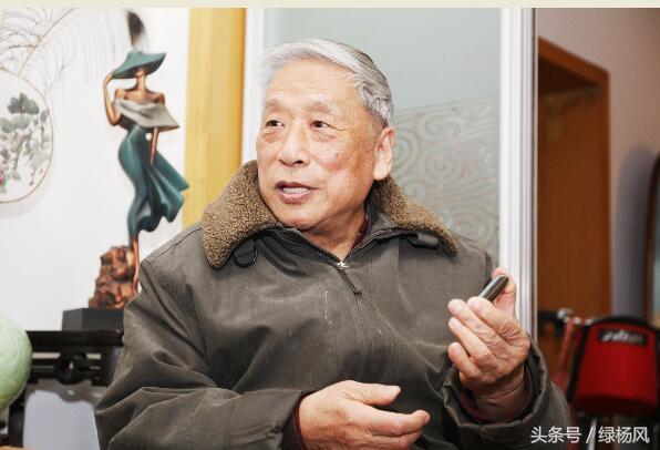 感动义务教俄语3年扬州83岁老教授上最后一课