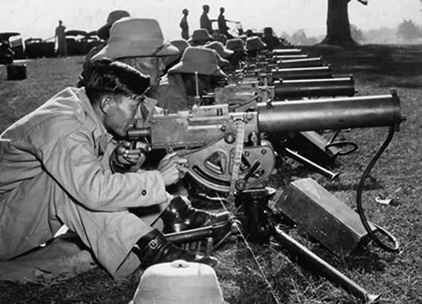 二战中国军队装备差也不尽然有的部队装备日军都眼馋