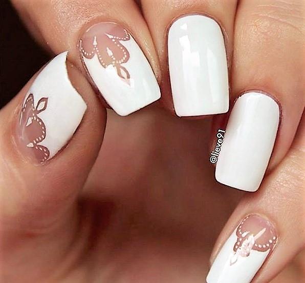 10款搭配经典优雅的白色美甲|指甲油|白色|美甲_新浪网