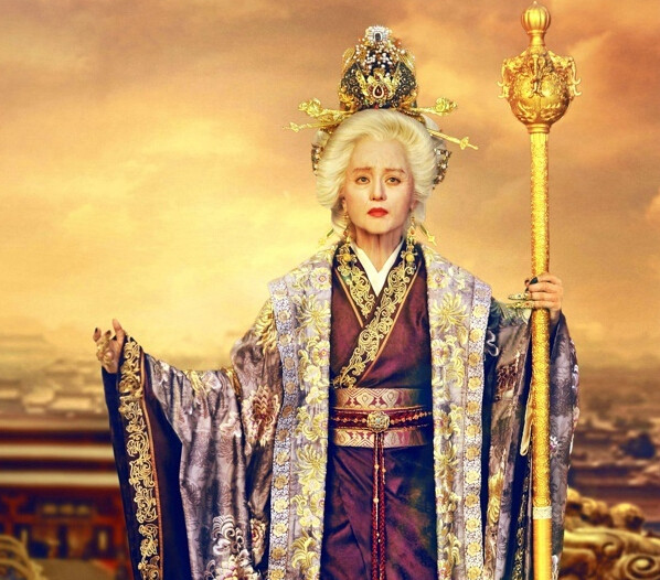 河南老农上山采药,却挖出武则天唯一古物,3天后主动上交国家