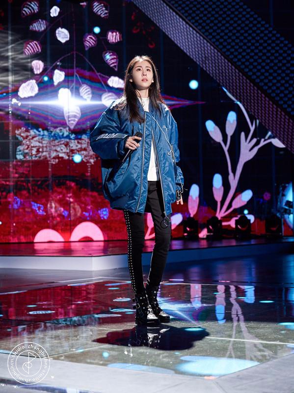 张碧晨守关天籁决赛全新演绎花心获好评