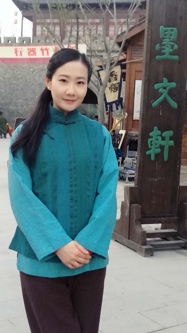 刘亚菲乱世危情热播都市丽人化身机智地下党