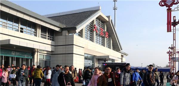 大荔高铁站春运每天往返旅客近万人