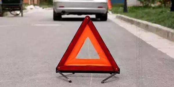 车辆违章别急着先交罚款，这８种交通违章可免除！