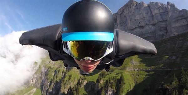 超高死亡率,很多人却还慕名而来,翼装飞行魅力有多大?